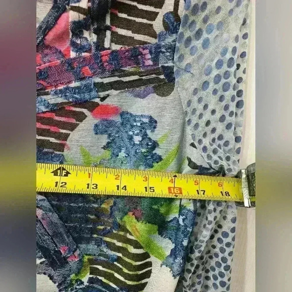 Ali Miles Blouse - Picture 2 of 5